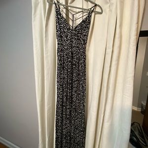 Black & White Geo Silence and Noise Maxi